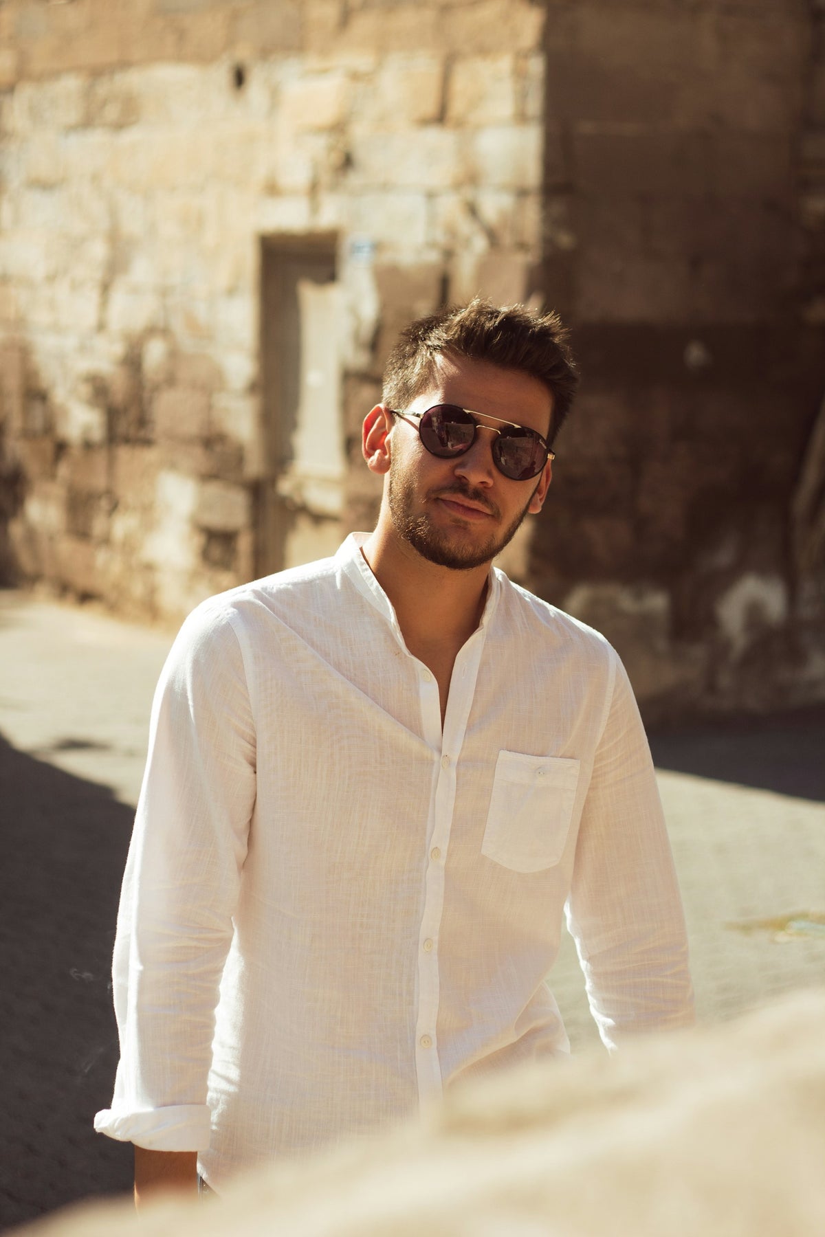 The Riviera Linen Shirt in Ivory